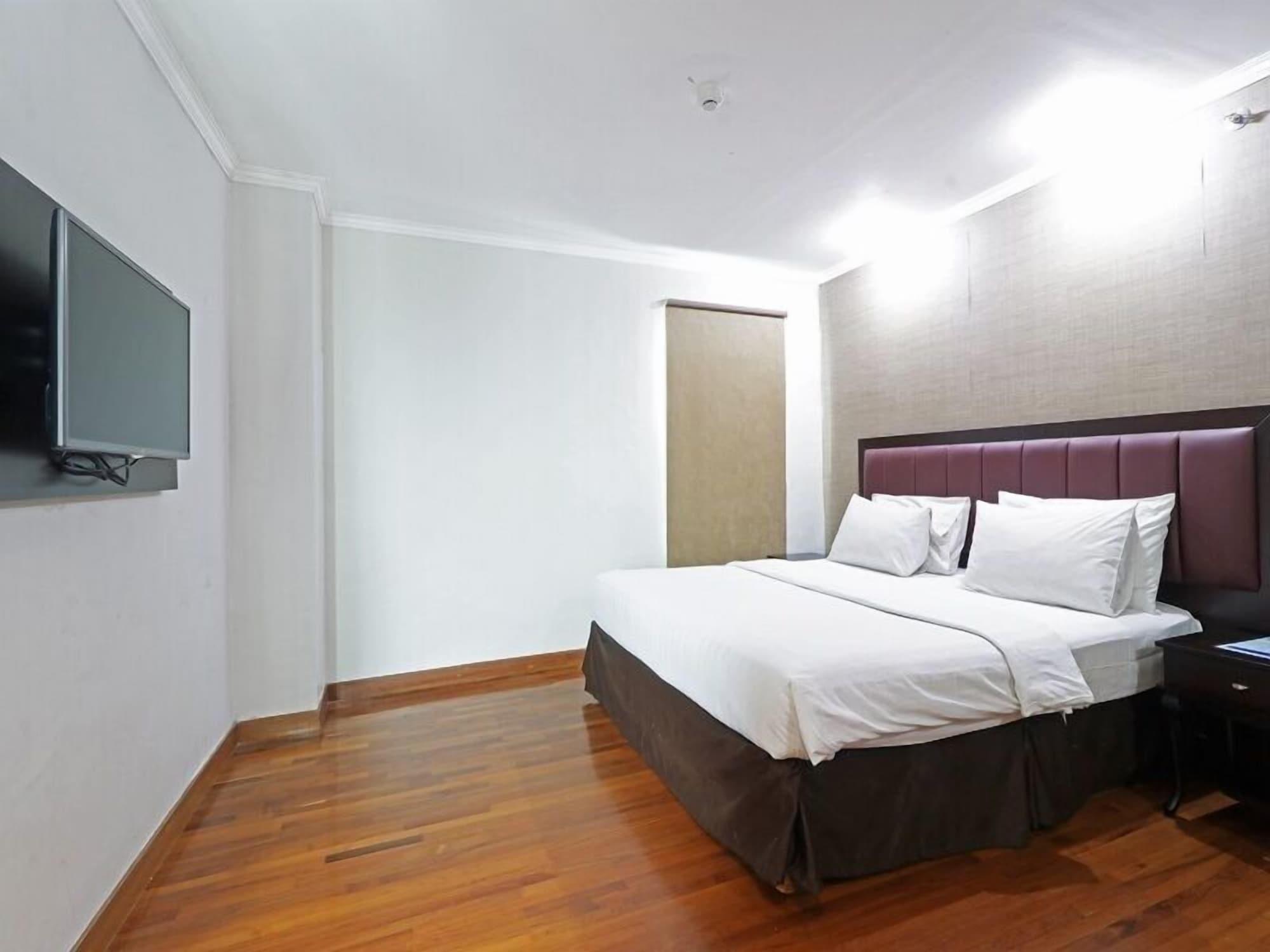 P Hotel Jakarta Luaran gambar
