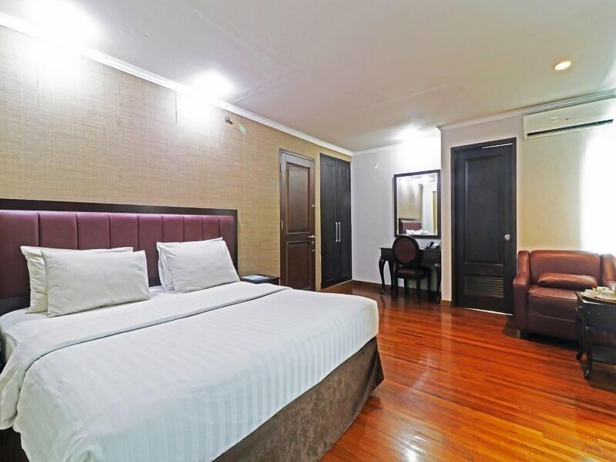 P Hotel Jakarta Luaran gambar