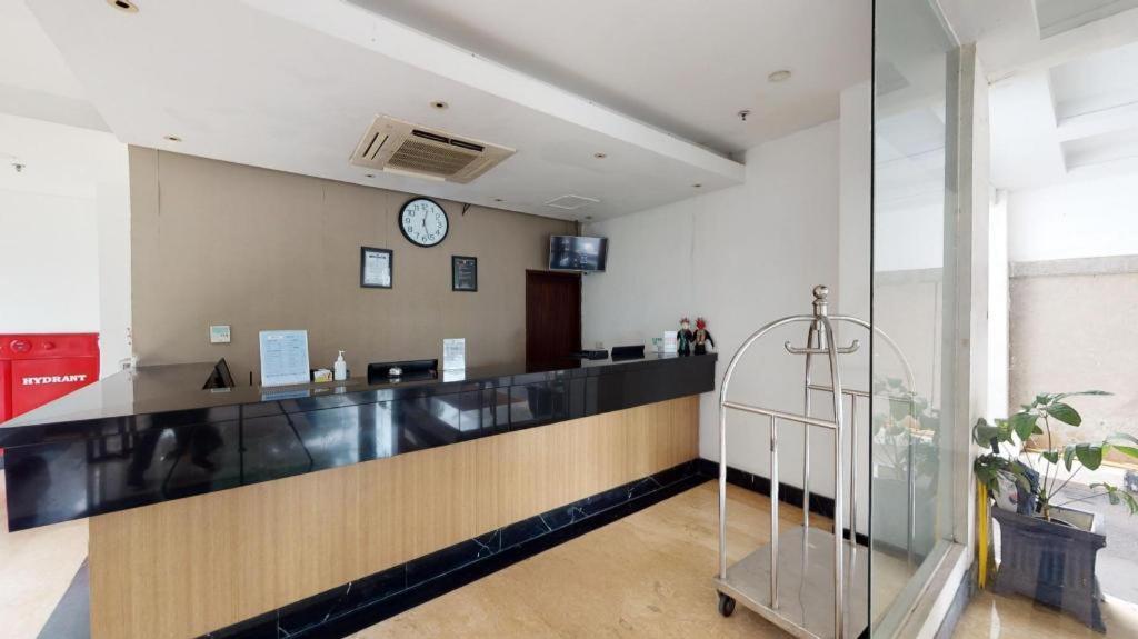 P Hotel Jakarta Luaran gambar