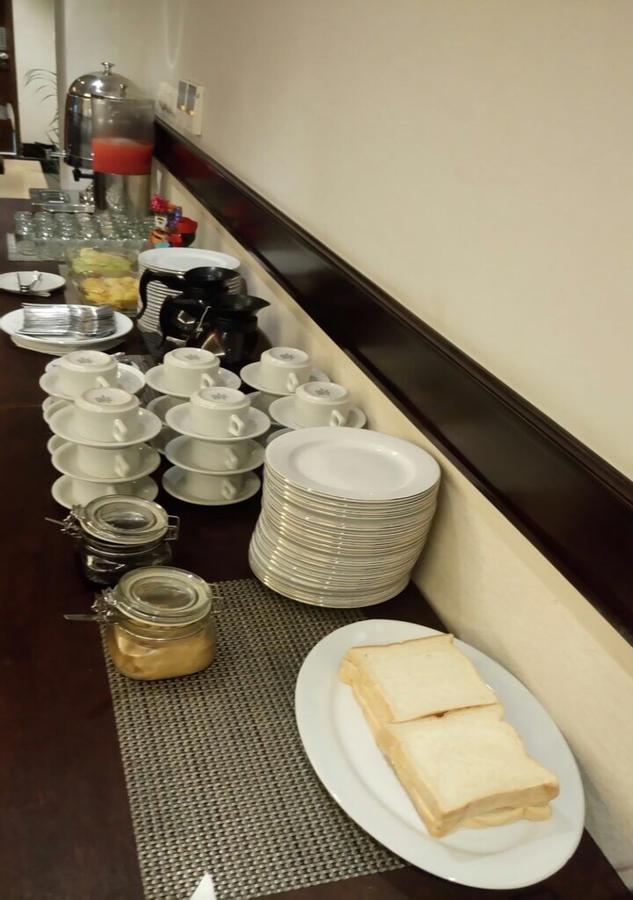 P Hotel Jakarta Luaran gambar